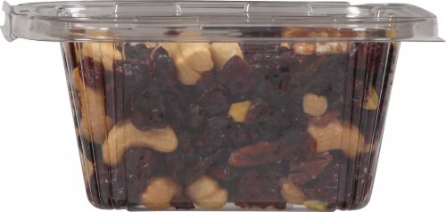 Harris Teeter Farmers Market™ Premium Snack Blend Perspective: bottom
