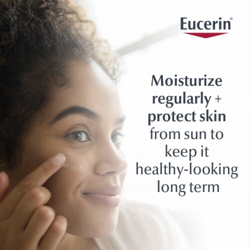 Eucerin Daily Protection Broad Spectrum SPF 30 Sunscreen Moisturizing Face Lotion Perspective: bottom