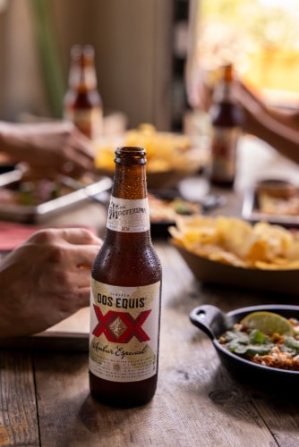 Dos Equis Ambar Mexican Lager Beer Bottles Perspective: bottom
