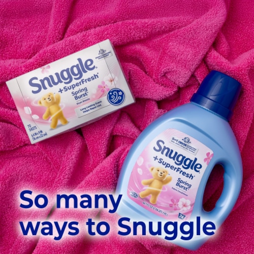 Snuggle® SuperFresh™ Spring Burst Dryer Sheets Perspective: bottom