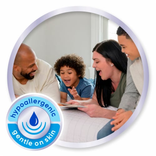 All® Stainlifters Free Clear Mighty Pacs® Laundry Detergent Pods Perspective: bottom