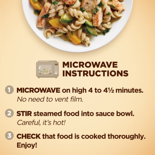 Healthy Choice Cafe Steamers Grilled Chicken Pesto With Vegetables Frozen Meal Perspective: bottom