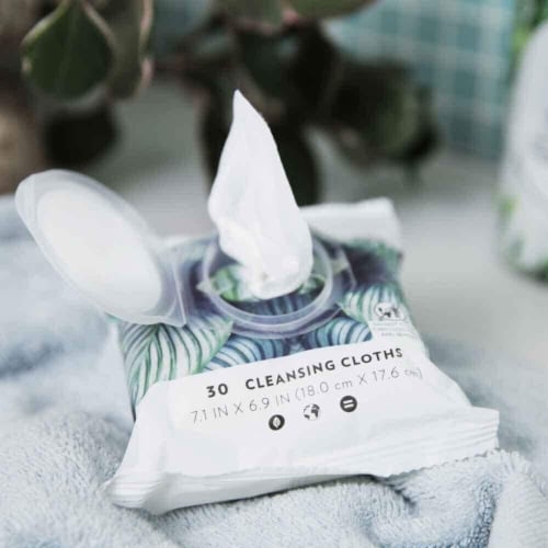 L. Fragrance Free pH Balanced Hypoallergenic Wipes Perspective: bottom
