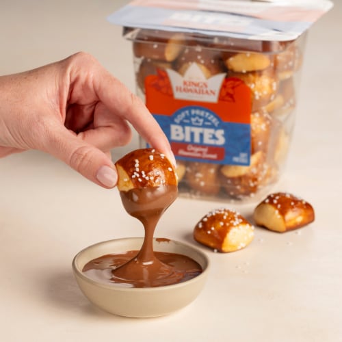 King's Hawaiian® Original Hawaiian Sweet™ Soft Pretzel Bites Perspective: bottom