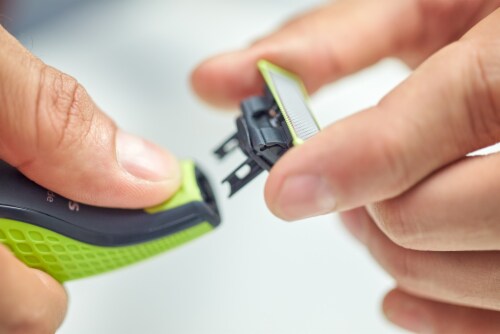 Philips Norelco OneBlade Replacement Blades Perspective: bottom