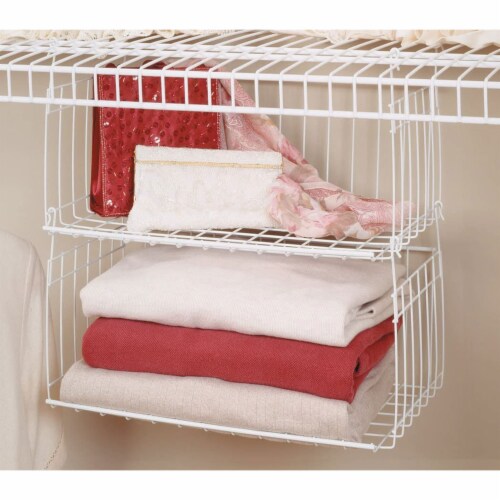 Hanging outlet shelf baskets