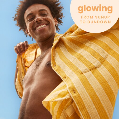 Hawaiian Tropic® Protective Tanning Sunscreen Dry Oil Spray SPF 30 Perspective: bottom