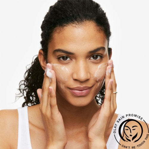 Olay Hydrating Cream Lavender Essential Oil Face Wash Perspective: bottom