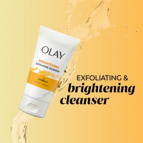 Olay Regenerist Vitamin C + Peptide 24 Duo Pack Cleanser + Moisturizer Perspective: bottom