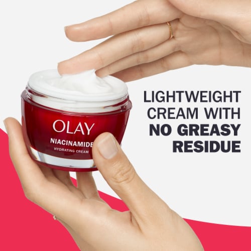 Olay Regenerist Facial Moisturizer with Niacinamide + Peptide 24 Perspective: bottom