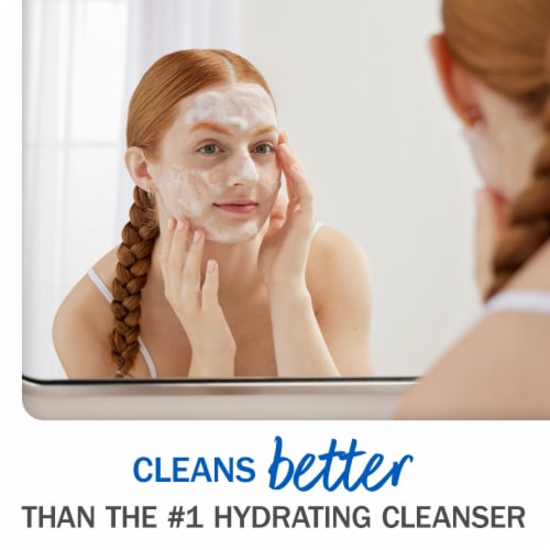Olay Cleansing Melts + Hyaluronic Face Cleanser, Water-Activated Face Wash Perspective: bottom