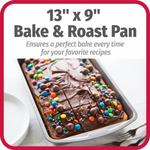 GoodCook® Nonstick Cake Pan Perspective: bottom