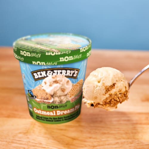 Ben & Jerry's Non-Dairy Oatmeal Dream Pie™ Frozen Dessert Perspective: bottom