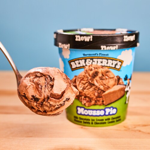 Ben & Jerry's Mousse Pie Chocolate Ice Cream Pint Perspective: bottom
