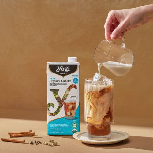 Yogi Barista Light Organic Chai Latte Black Tea Concentrate Perspective: bottom