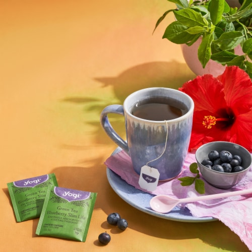 Yogi Blueberry Slim Life Green Tea Bags Perspective: bottom