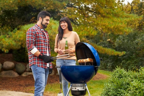 Commotie totaal karton Weber Master-Touch Charcoal Grill - Deep Ocean Blue, 22 in - Food 4 Less