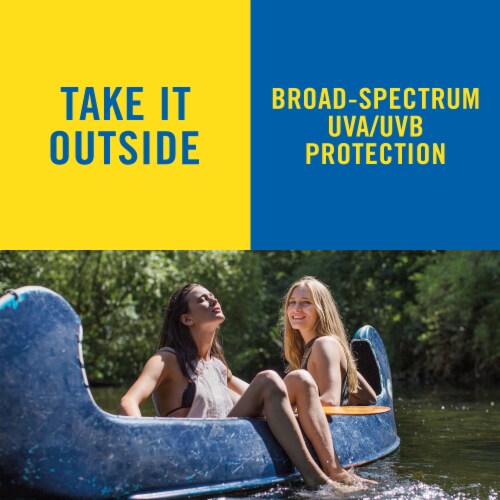Banana Boat Protective Tanning Spray Oil Sunscreen SPF 15 Carrot + Banana Extracts + Coconut Oil Perspective: bottom