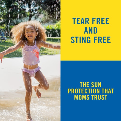 Banana Boat® Kids Sport Sunscreen Spray Twin Pack SPF 50+ Perspective: bottom