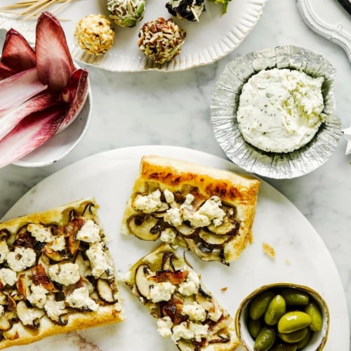 Boursin® Caramelized Onion & Herbs Gourmet Cheese Spread Perspective: bottom