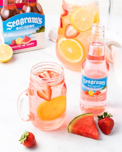 Seagram's Escapes® Jamaican Me Happy™ Malt Beverage Coolers Perspective: bottom