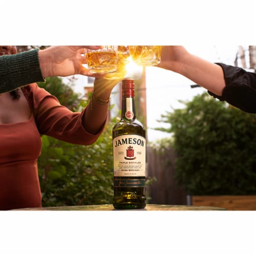 Jameson Original Blended Irish Whiskey Perspective: bottom
