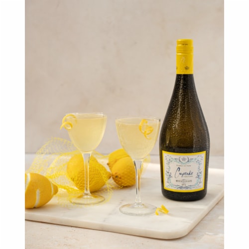 Cupcake Vineyards Moscato Italy White Dessert Wine Perspective: bottom