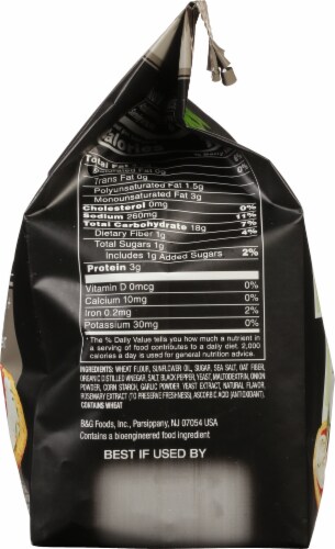 New York Style Sea Salt & Black Pepper Bagel Crisps Perspective: bottom
