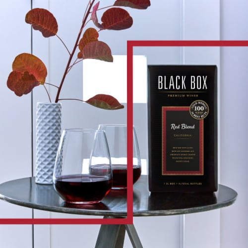 Black Box Red Blend Wine Perspective: bottom