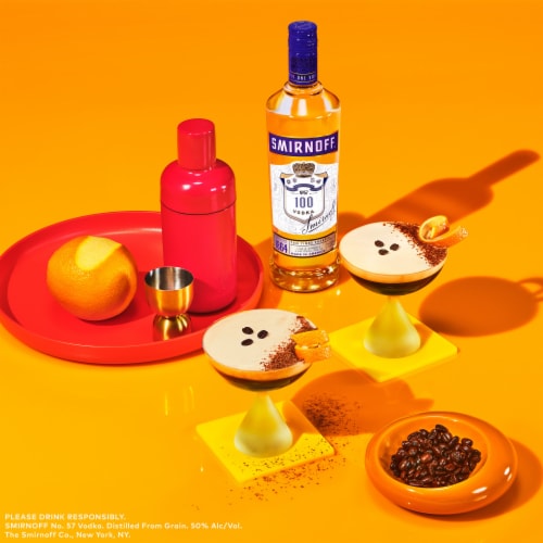 Smirnoff Vodka No.57 Blue Perspective: bottom