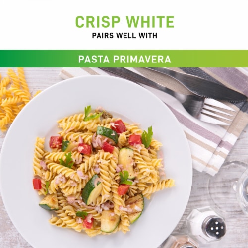 Franzia Crisp White House Favorites Blend Wine Box Perspective: bottom