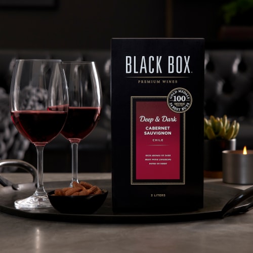 Black Box® Deep & Dark Cabernet Sauvignon Red Wine Perspective: bottom