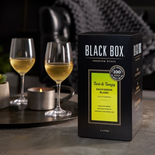 Black Box® Tart & Tangy Sauvignon Blanc White Wine Perspective: bottom