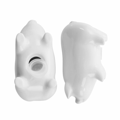 Martha Stewart White Ceramic Pig Figurine Salt and Pepper Shaker Set Perspective: bottom