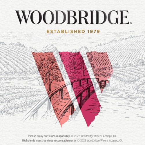 Woodbridge White Zinfandel Wine Perspective: bottom