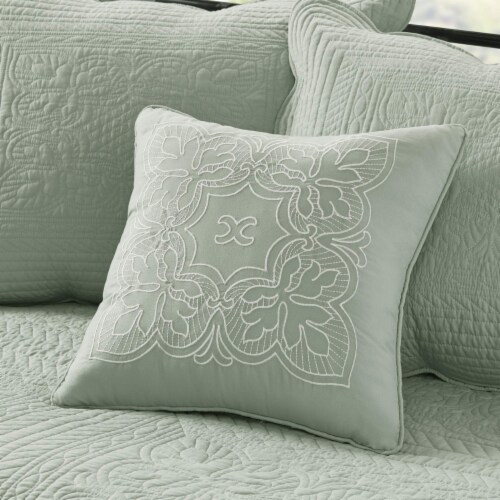 Madison Park Tuscany 6 Piece Reversible Scalloped Edge Daybed Cover Set - Daybed - Seafoam Perspective: bottom