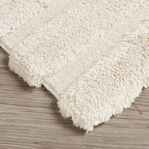 Madison Park Tufted Pearl Channel Washable Bath Mat, Casual Solid Mildew Resistant Shower Perspective: bottom