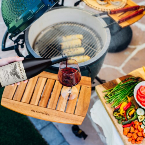 The Federalist Pinot Noir California Red Wine Perspective: bottom