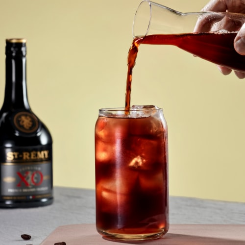 St-Remy XO French Brandy Perspective: bottom