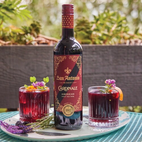 San Antonio Specialty Cardinale California Sweet Red Wine Perspective: bottom