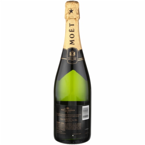 Moet & Chandon Imperial Brut Champagne Perspective: bottom
