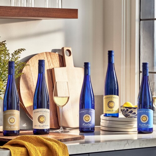 Schmitt Sohne Late Harvest Riesling German White Wine Perspective: bottom