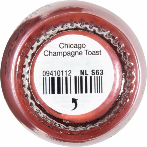 OPI Chicago Champagne Toast Nail Lacquer Perspective: bottom