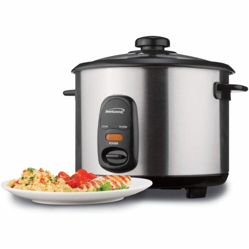 Brentwood TS-15 8 Cup Stainless Steel Rice Cooker with Measuring Cup and Spatula Perspective: bottom