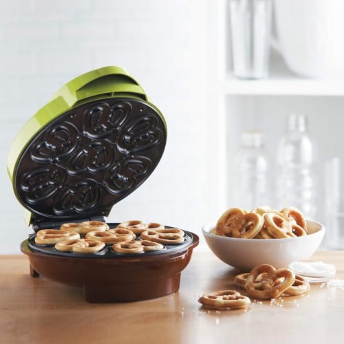Nonstick Electric Food Maker (Mini Pretzel Maker) Perspective: bottom