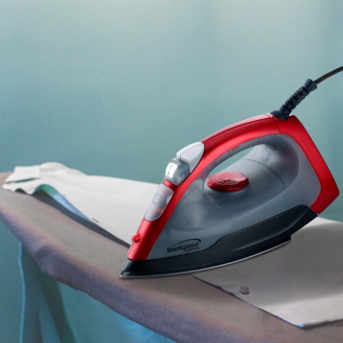 Brentwood 1000 Watt Non-Stick Steam Iron - Red Perspective: bottom