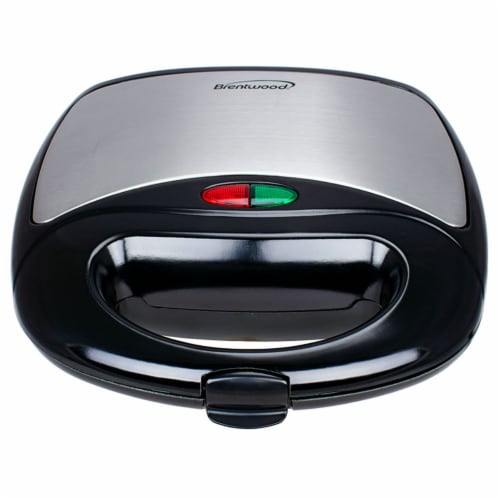 Brentwood Sandwich Maker (Black and Stainless Steel) Perspective: bottom