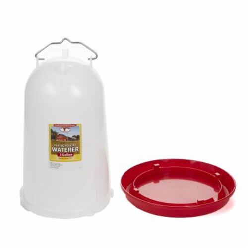 Little Giant 3-Gallon Heavy-Duty Plastic Gravity Fed Poultry Waterer (4 Pack) Perspective: bottom