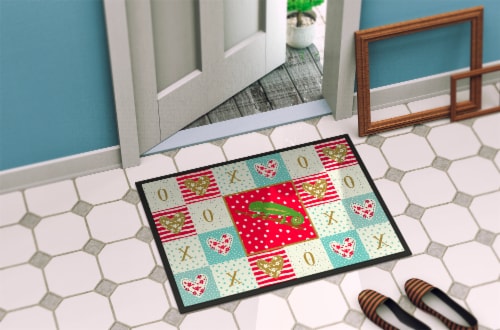 Carolines Treasures  CK5531MAT Chameleon Indoor or Outdoor Mat 18x27, Red Perspective: bottom