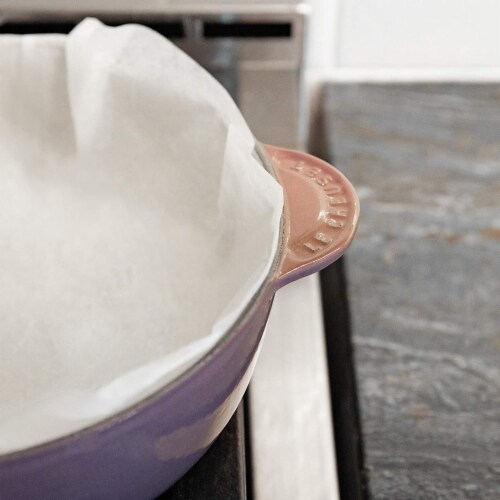 Parchment Paper Rounds, Baking Sheets (20 In, 50 Pack) Perspective: bottom